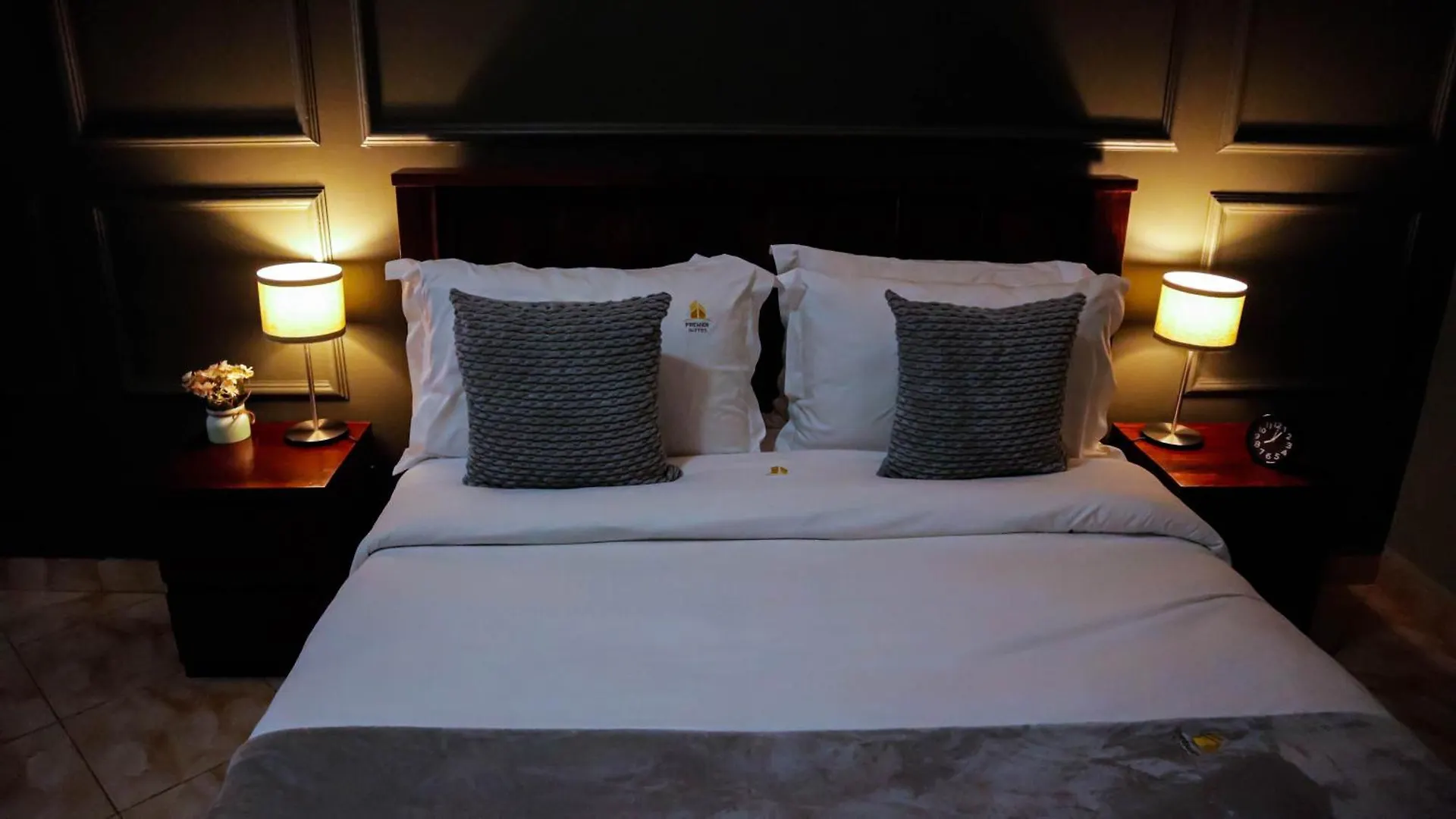 Premier Suites Kyanja Kampala 0*,