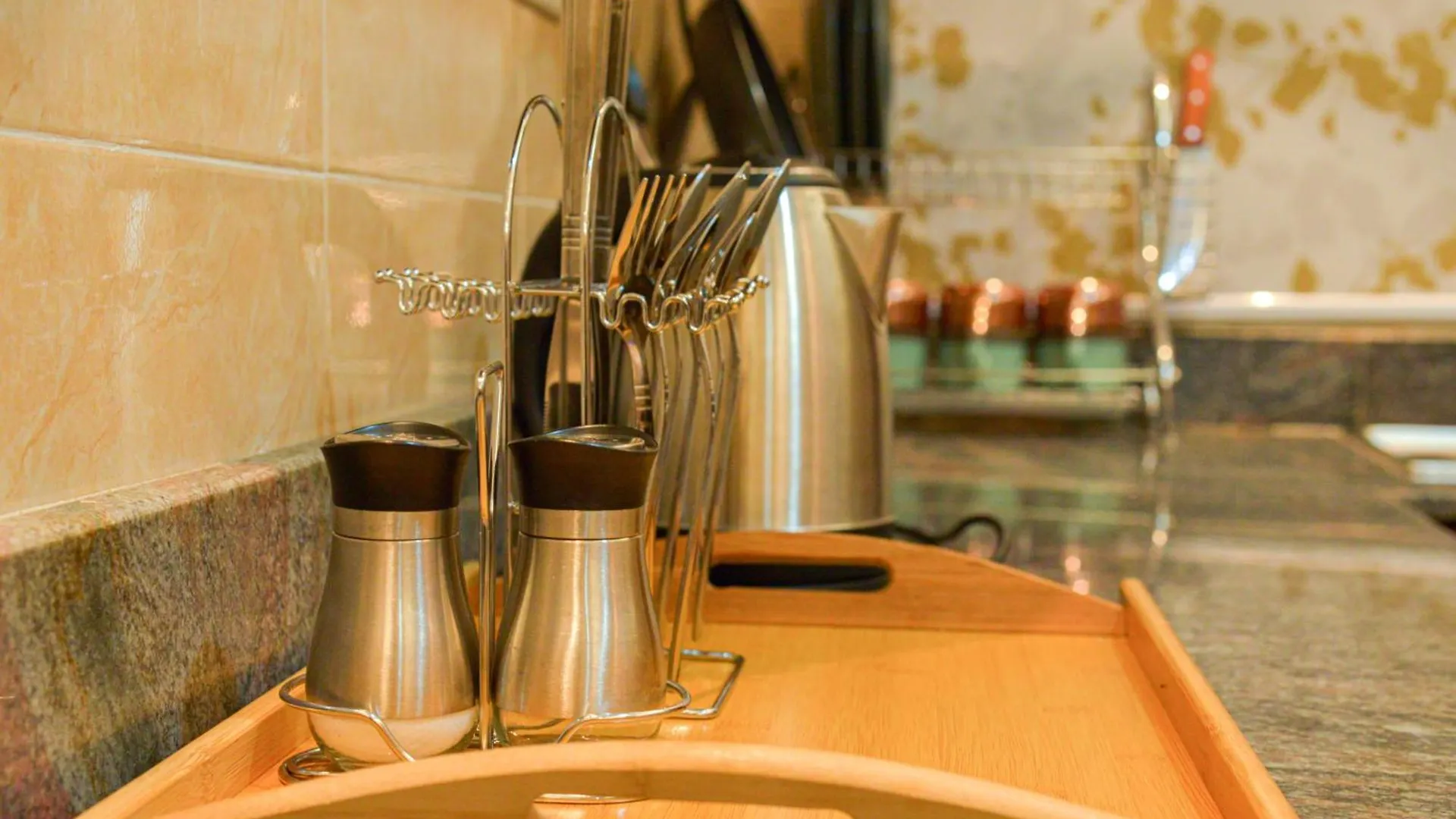 Premier Suites Kyanja Kampala Aparthotel