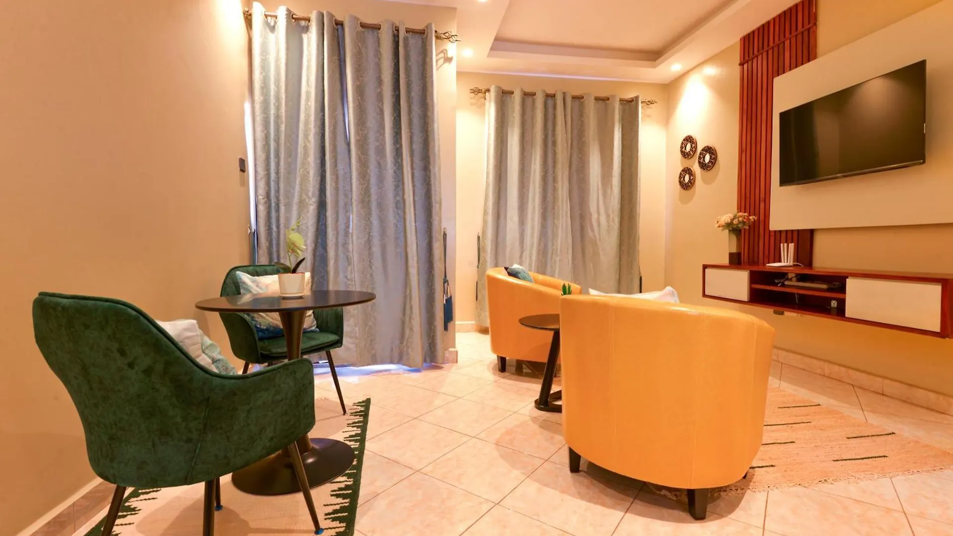 Premier Suites Kyanja Kampala 0*,