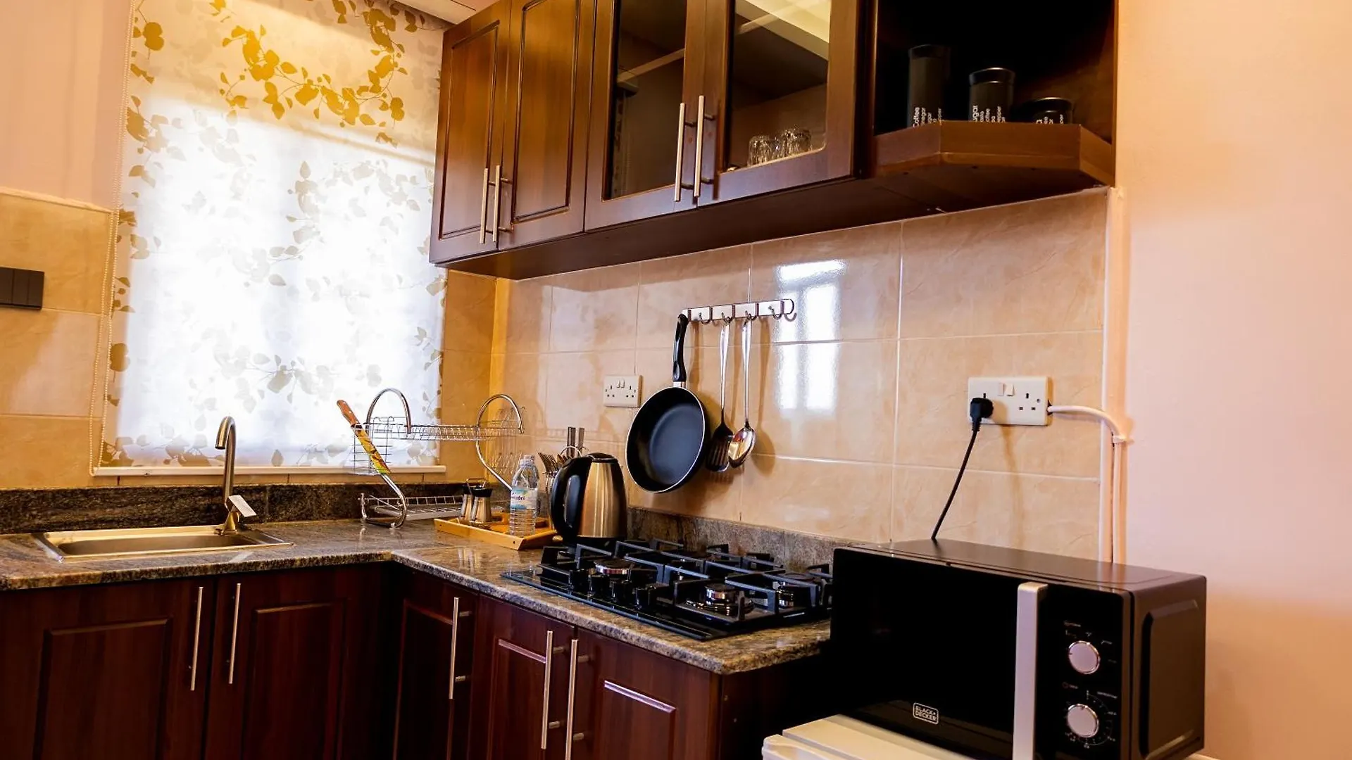 Aparthotel Premier Suites Kyanja Kampala